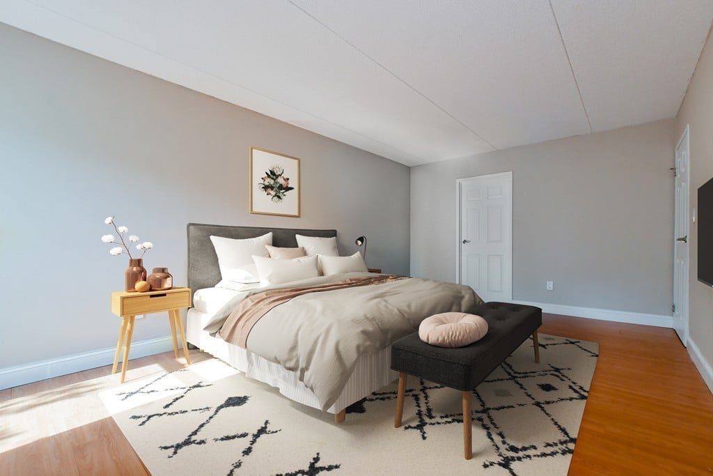 50-56 Broadlawn Park, #115