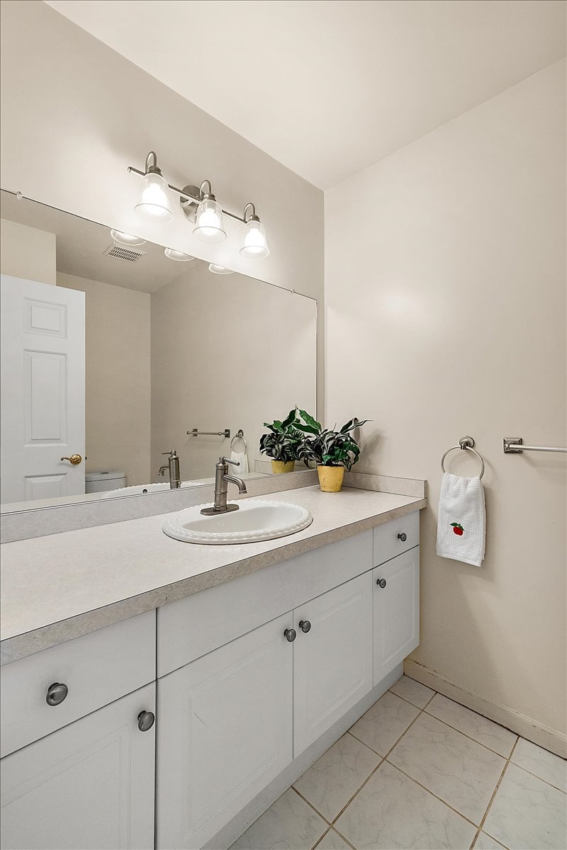 4708 Holland Drive