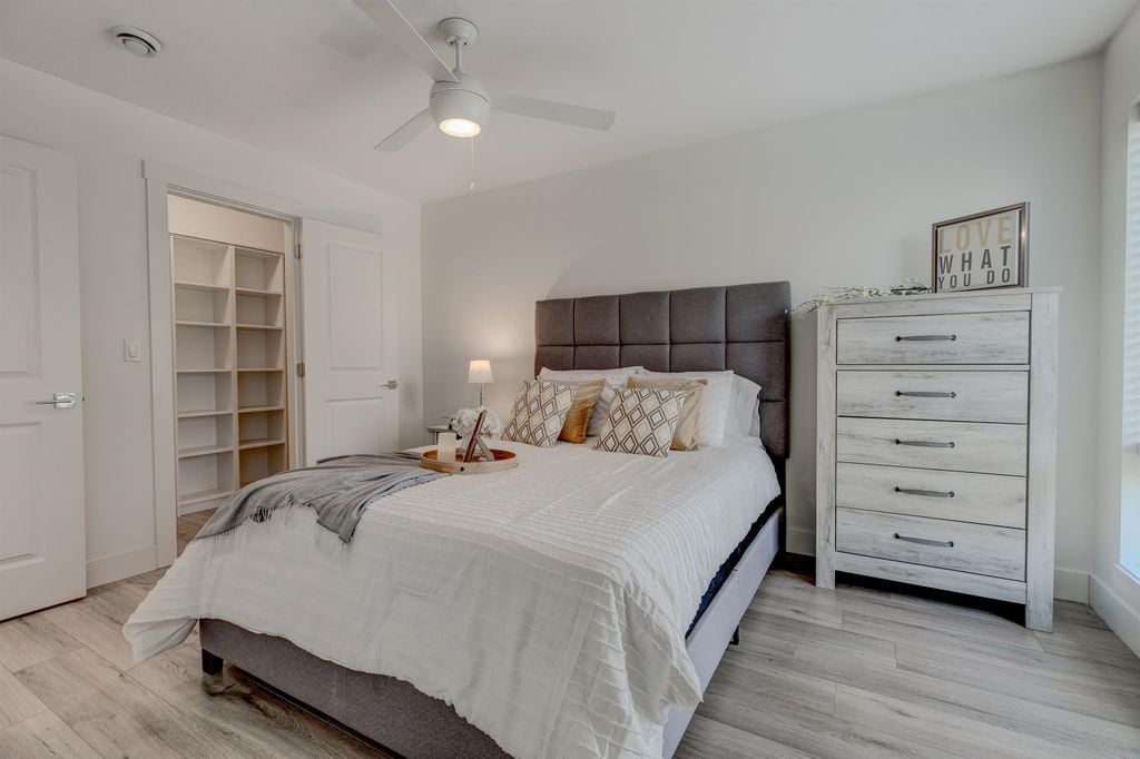 16433 19 Ave, #42