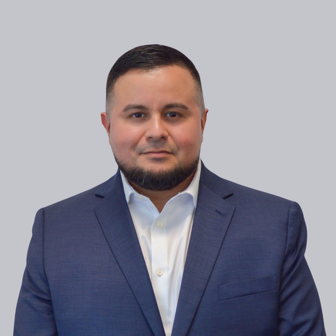 Miguel Hernandez Fort Worth, TX Real Estate Agent Headshot