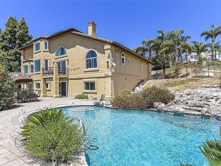 6190 Hidden Valley Rd