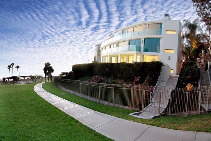 40 Ritz Cove Dr