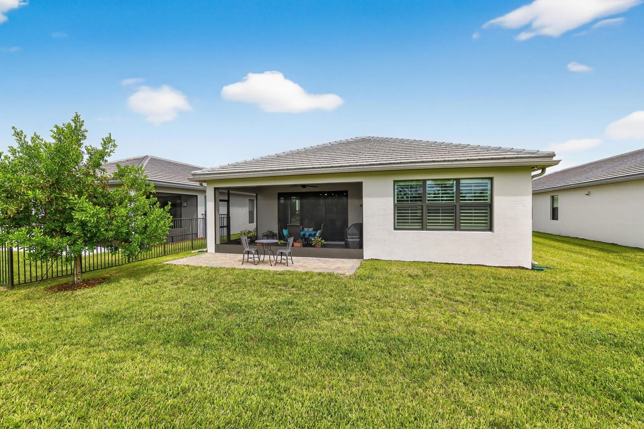 11558 SW Oceanfront Ct