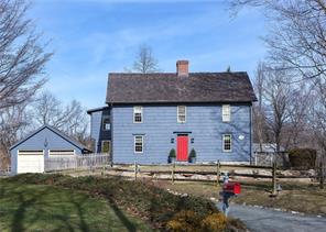 46 Kings Highway South