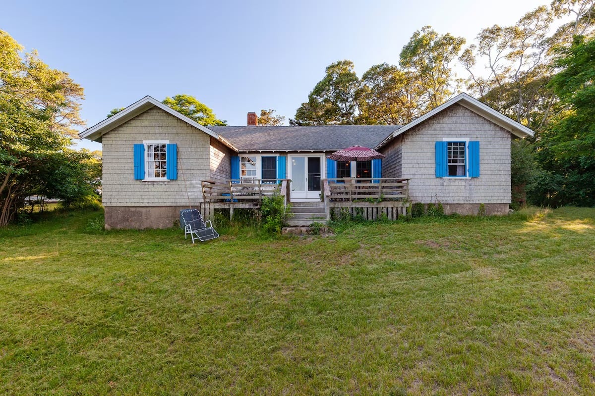 Martha's Vineyard Waterfront Retreat