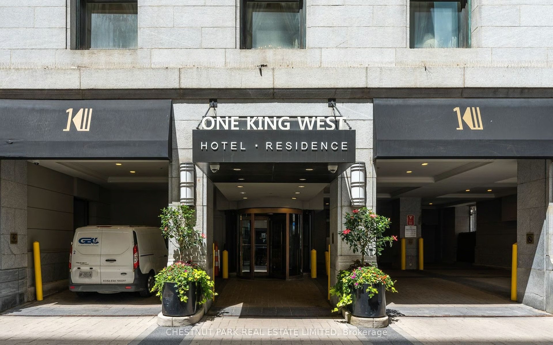 1 King St W, #2901