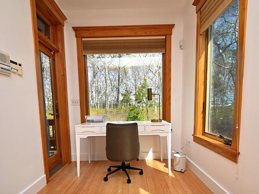 61 Edgartown Meadows Rd