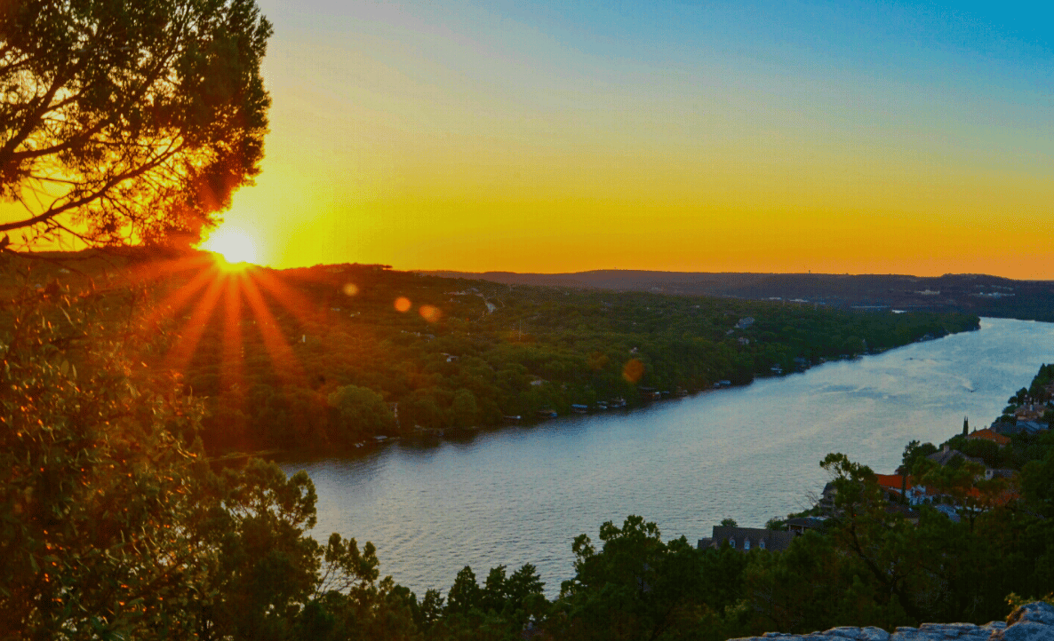 Hill Country Sunsets: The Magic of Summer Evenings