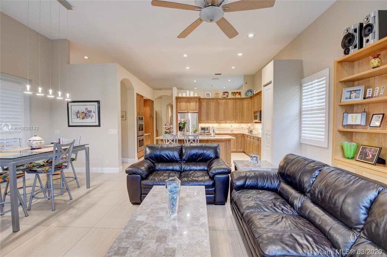 11065 Blue Coral Dr