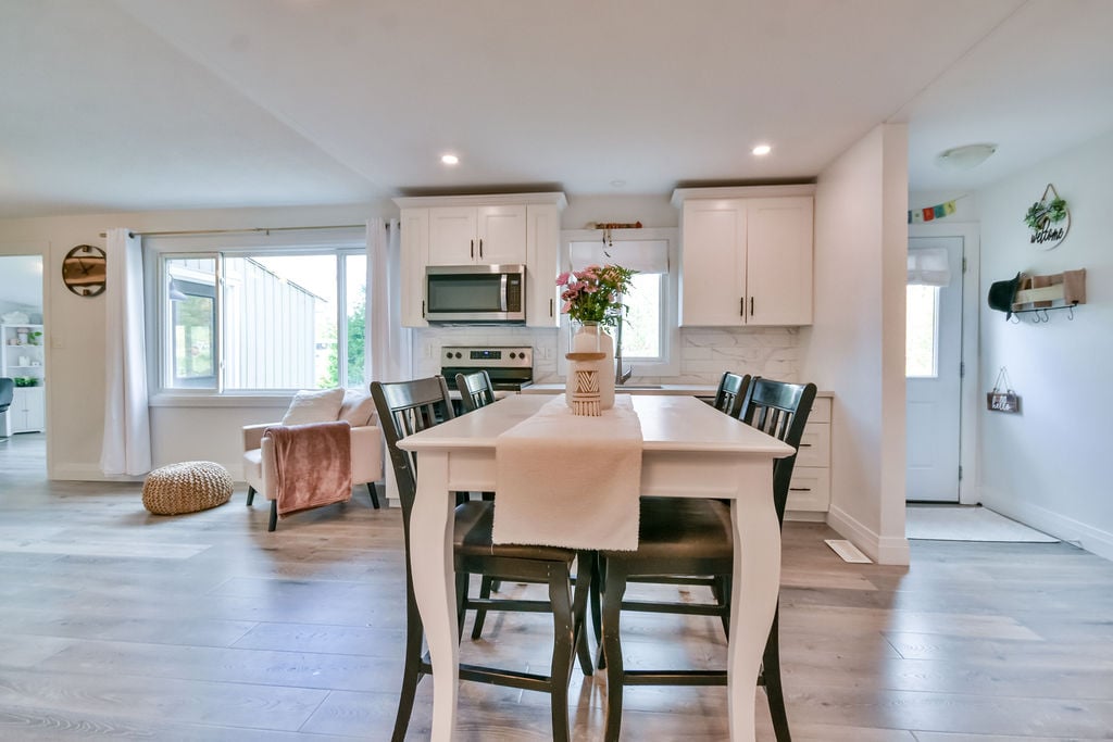 Bright and Welcoming