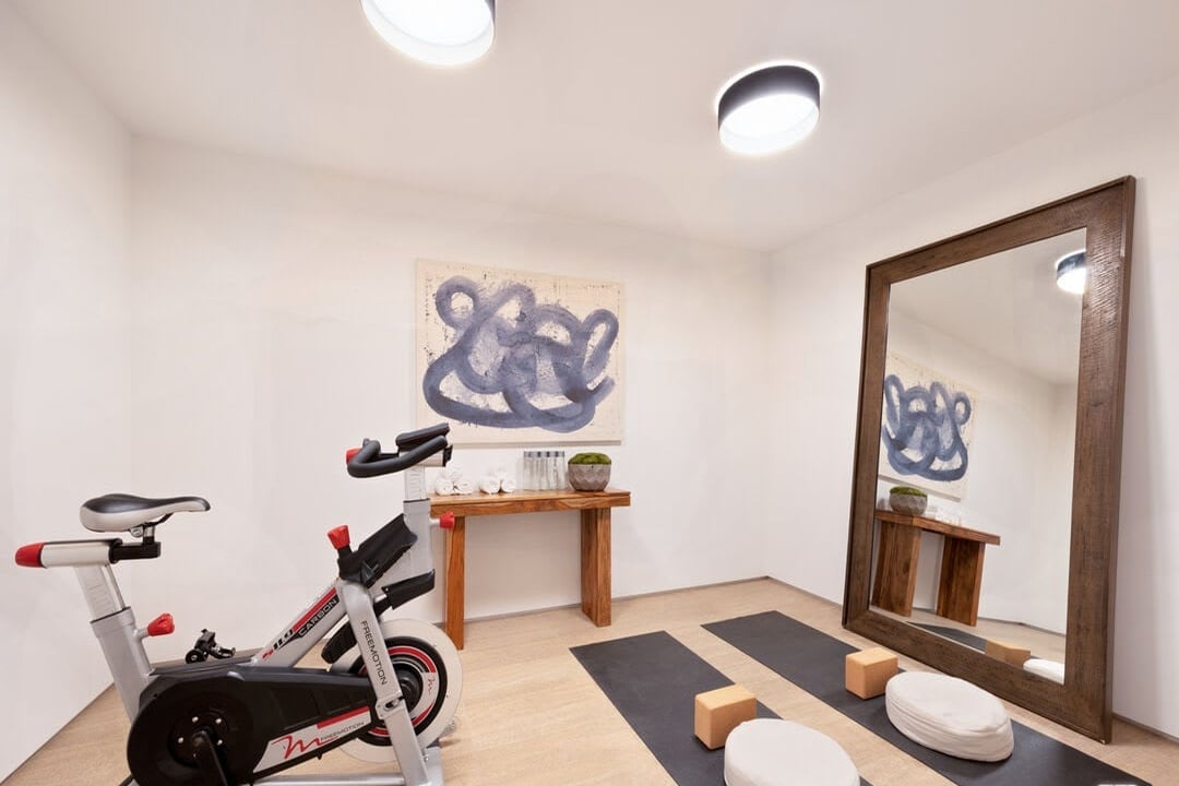 Beverly Ranch Road, 90210