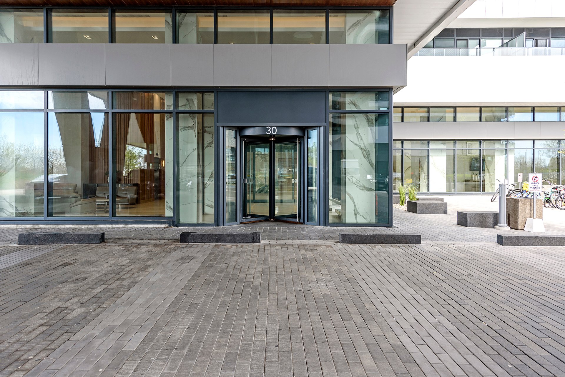 30 Shore Breeze Drive Unit: 5708