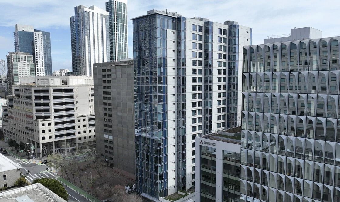 Blu Condos