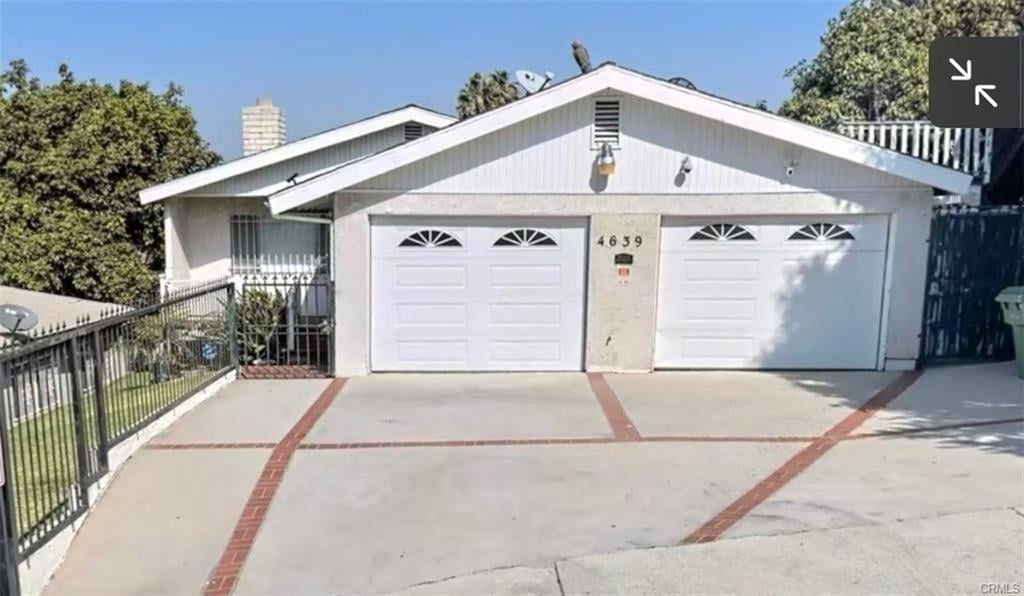 4639 St Charles Place, Los Angeles, CA 90019