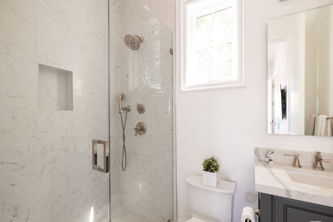 Highcliff Vista, N Stanley Ave, 90036