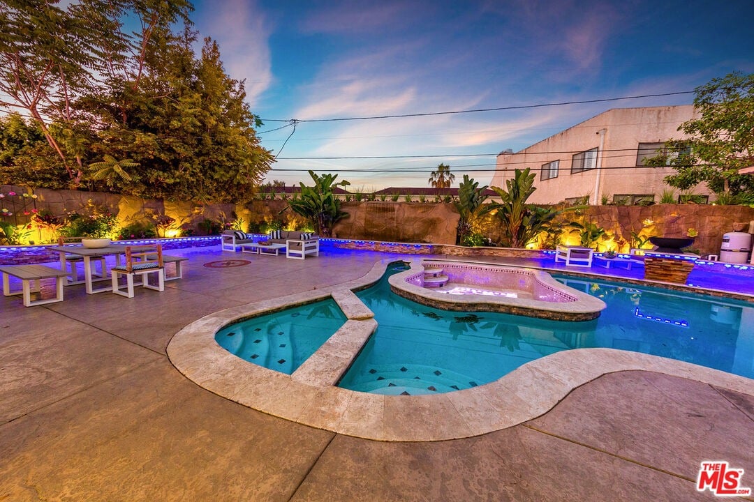 1416 Pandora Ave