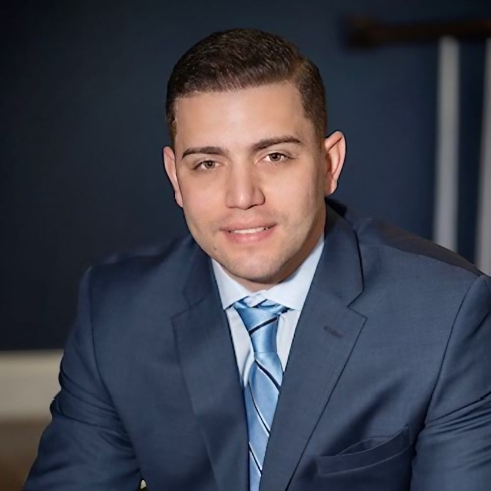 Javier Pineda Miami, FL Real Estate Agent Headshot