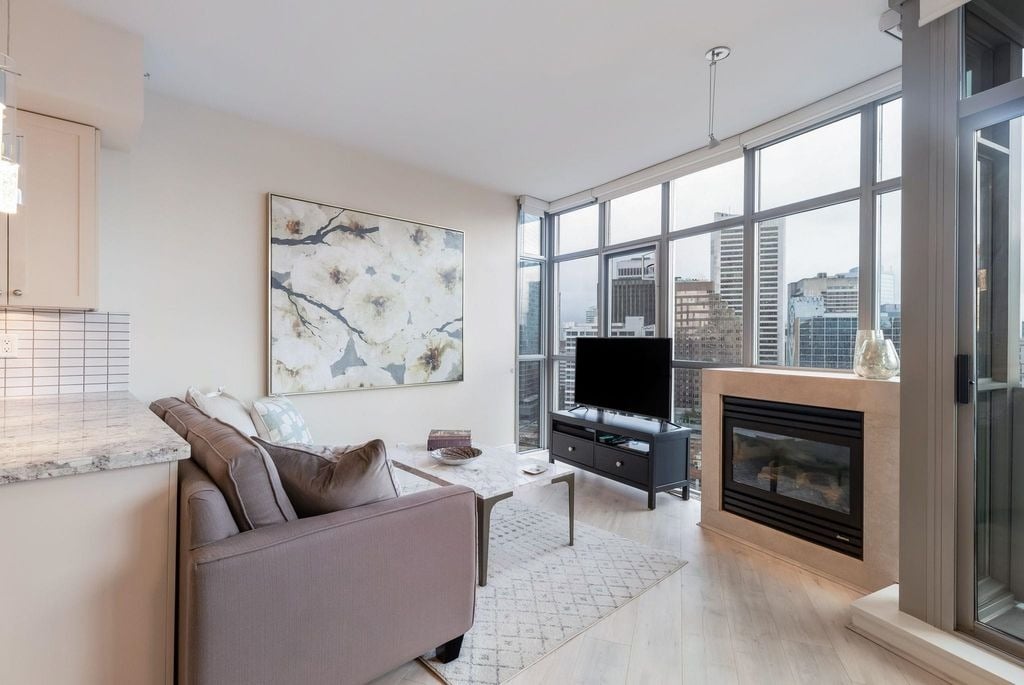 1050 Smithe St, #1705