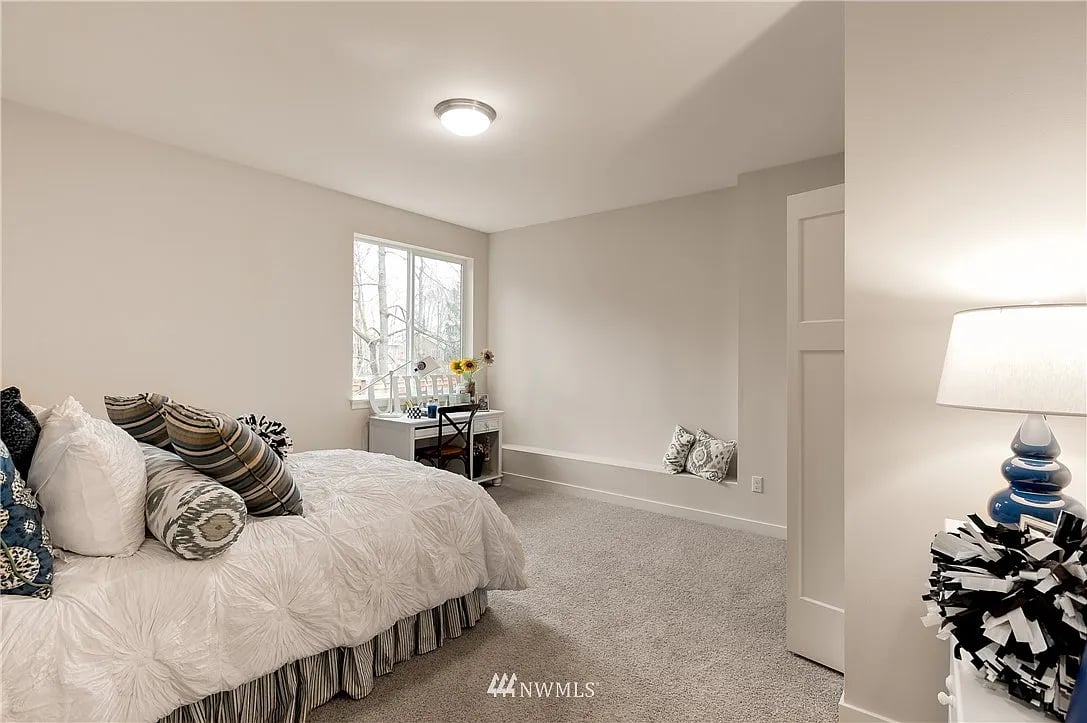 20317 8th Ave NW, #5