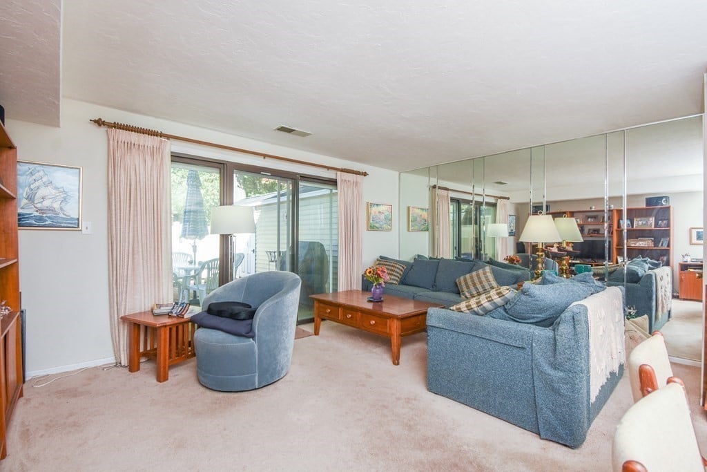 407 Windsor Dr, #407