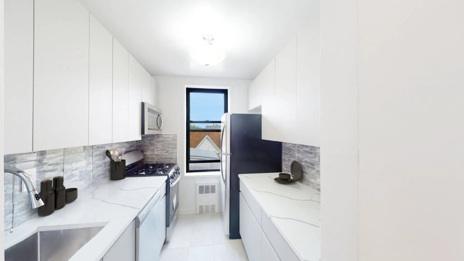 415 Beverly Rd, #6D
