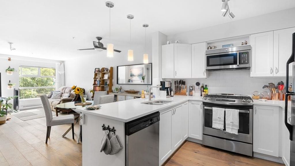 2181 W 12th Ave, #205