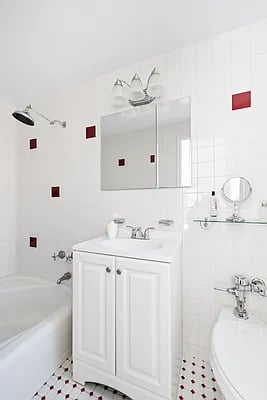 120 East 36th Street #6H