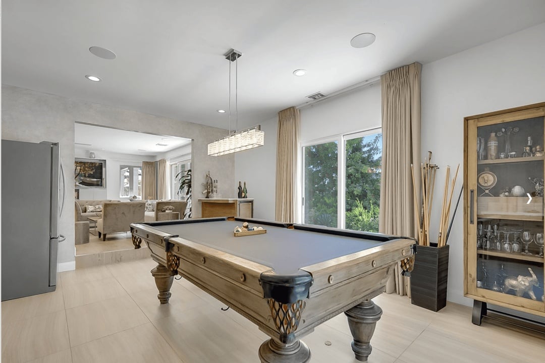 Luxe, Bellagio, 90049