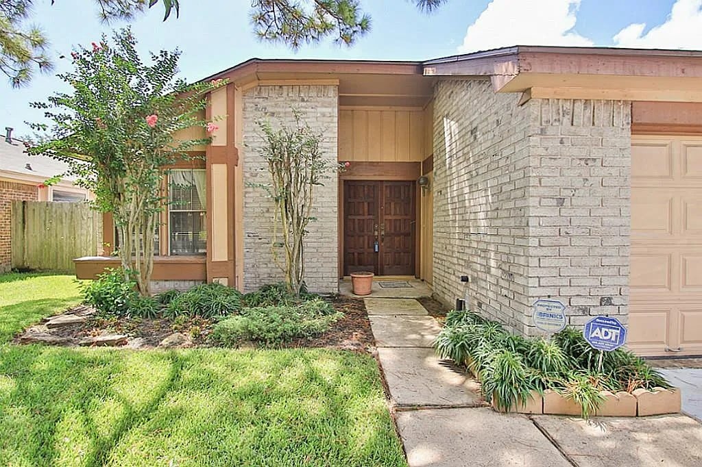 15311 Beechnut St