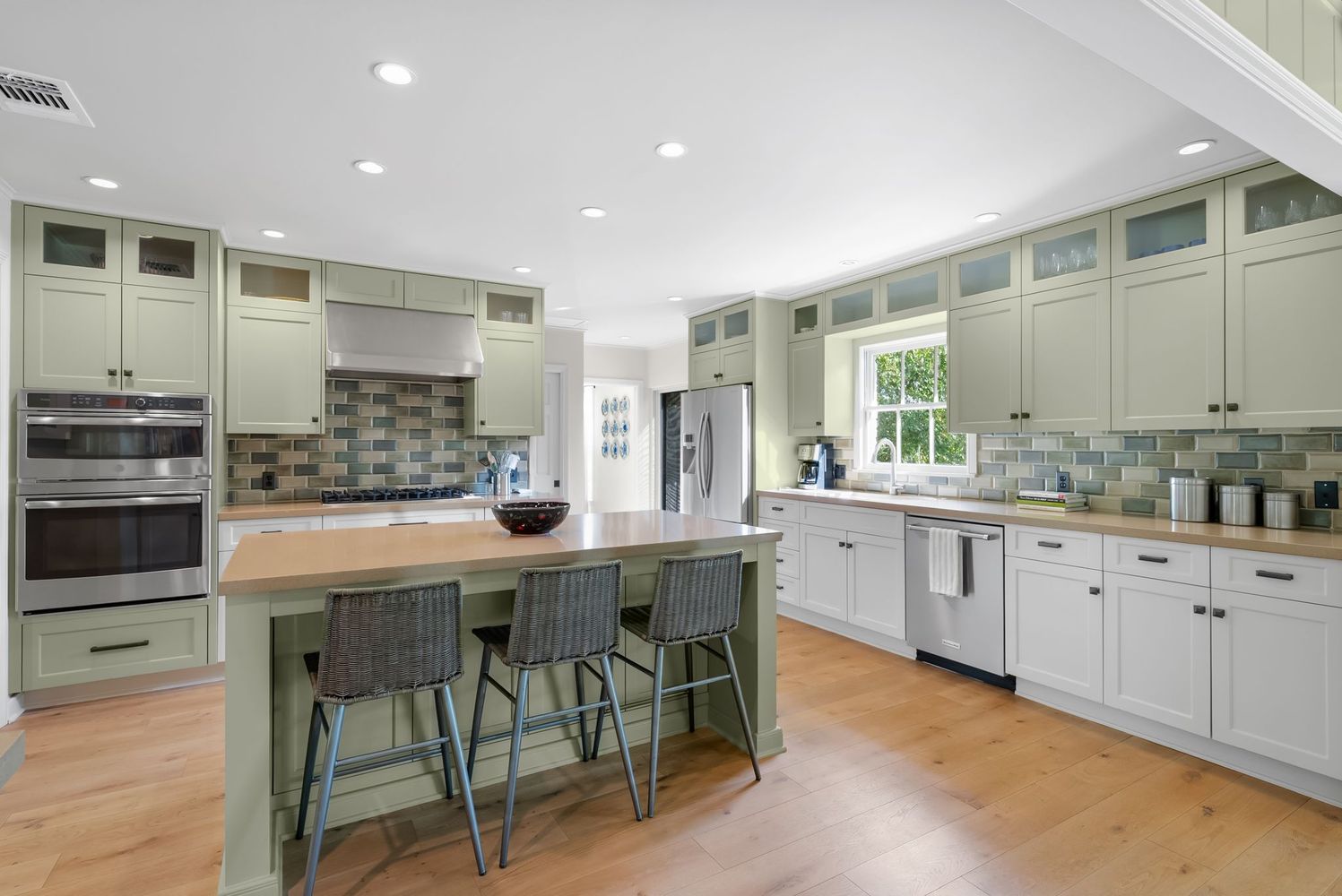 3416 Mt Barker Dr