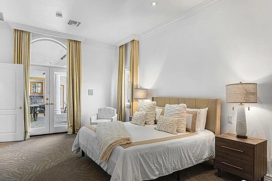 Blissful Palazzo