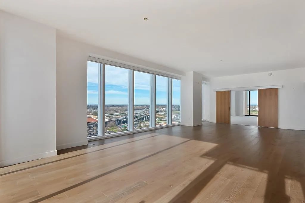 500 J St #1701