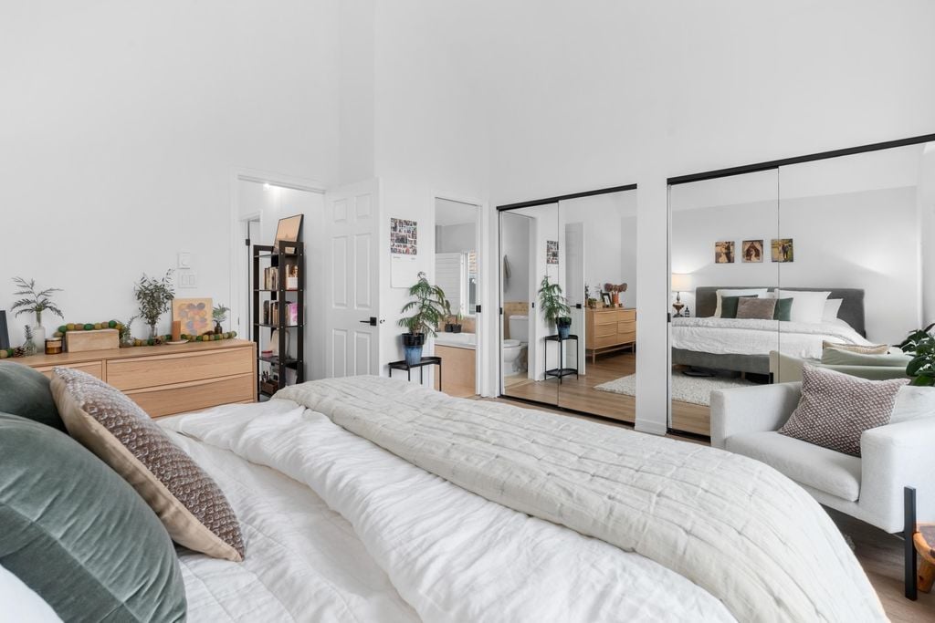 316 W 11th Ave