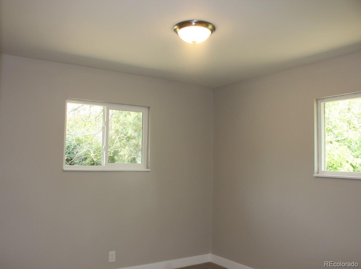 5277 S Mabre Ct