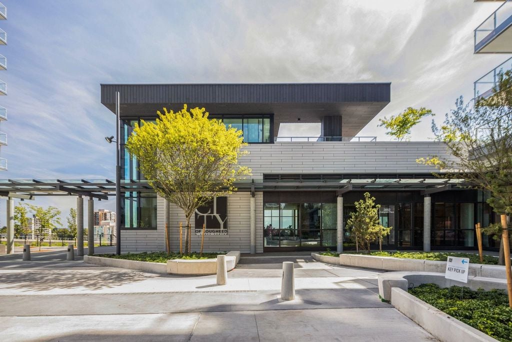 3809 Evergreen Pl, #2702
