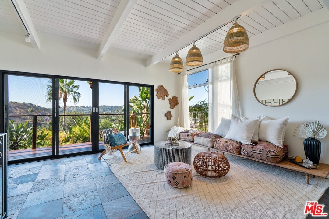 6176 Mount Angelus Dr