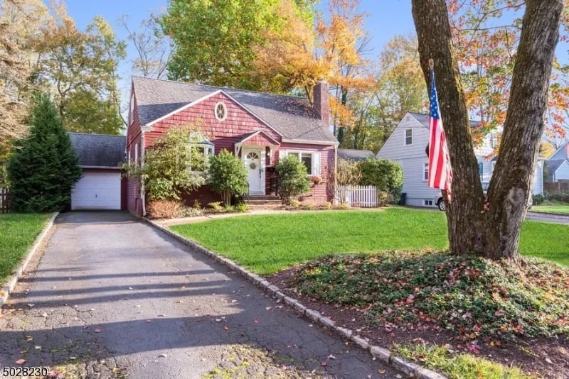 300 Elkwood Ave