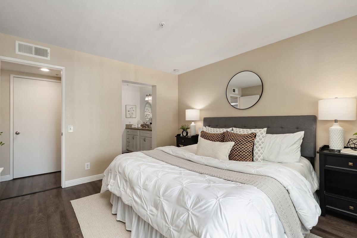 227 S Cross Creek Road, Unit D