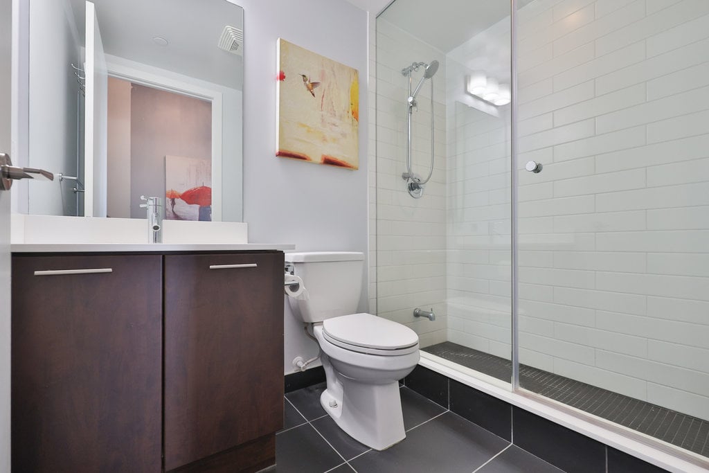 2212 Lake Shore Boulevard W 1803