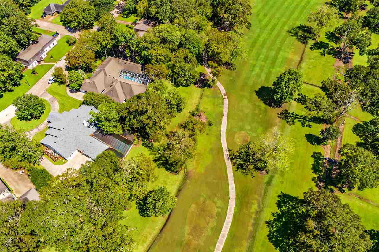 401 Oak Alley Drive