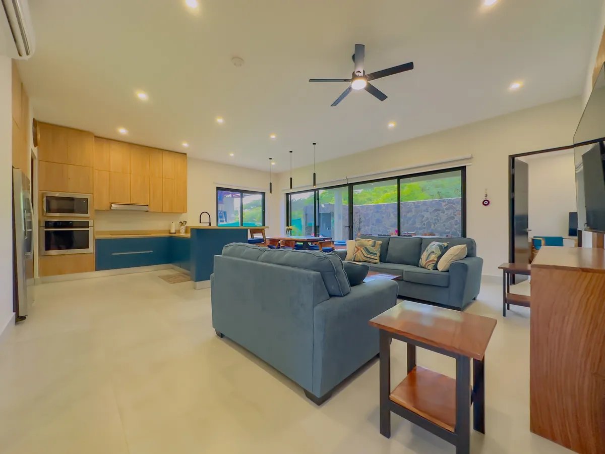 One-Level Home w/Solar, Pool, walk Club Access in Coco Bay Estates
