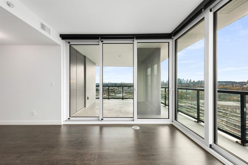4720 Lougheed Hwy, #2411
