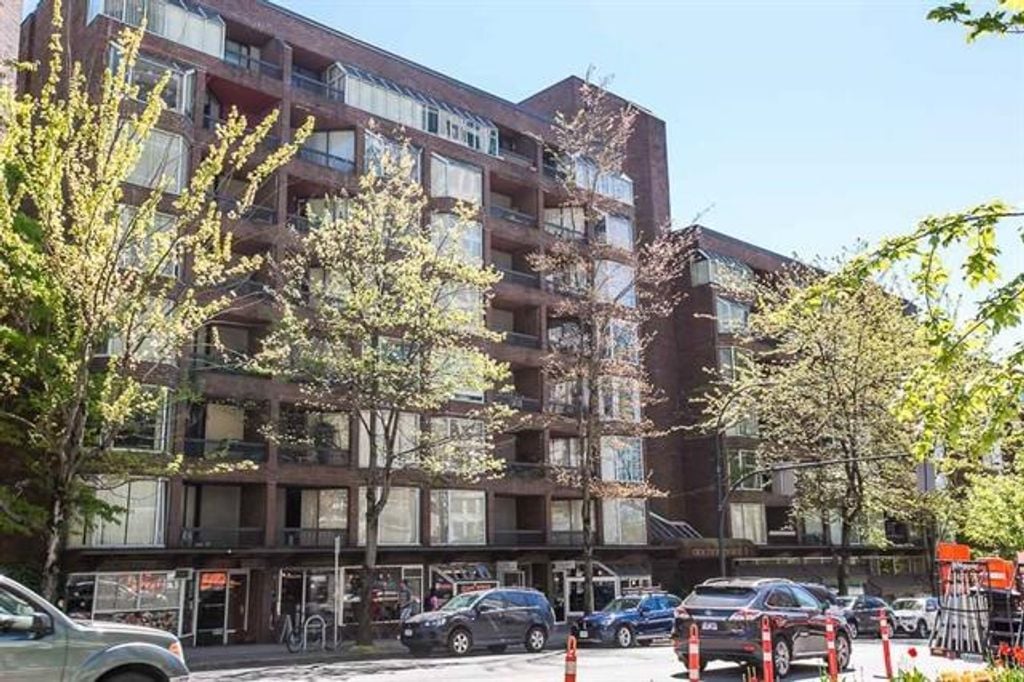 1330 Burrard St, #416