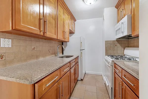 1130 Stadium Ave #2D