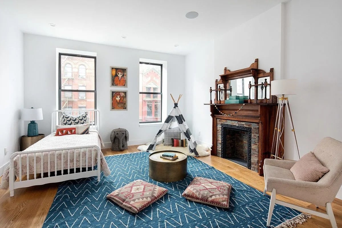 16 W 131st Street | Central Harlem Brownstone with Restored Original Wood Detail