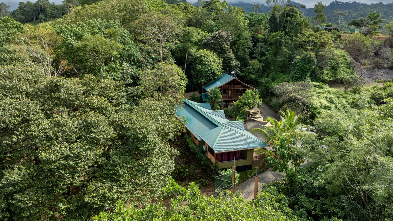 12 Room Hotel in Uvita with Ocean View Expansion Land