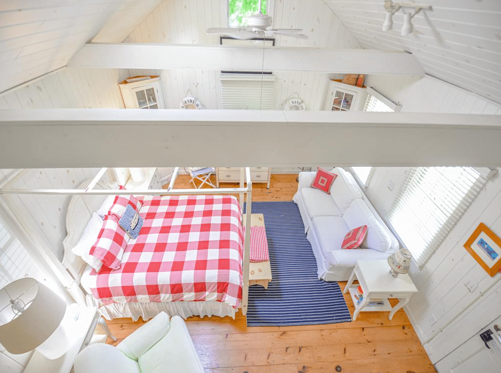 21 A Curtis Lane