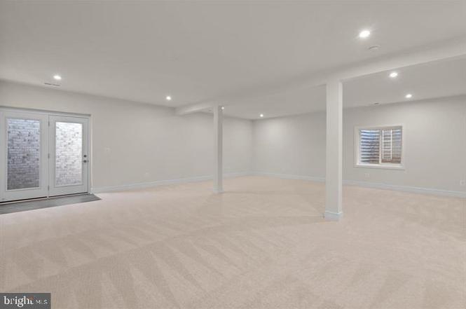 43290 Greeley Sq