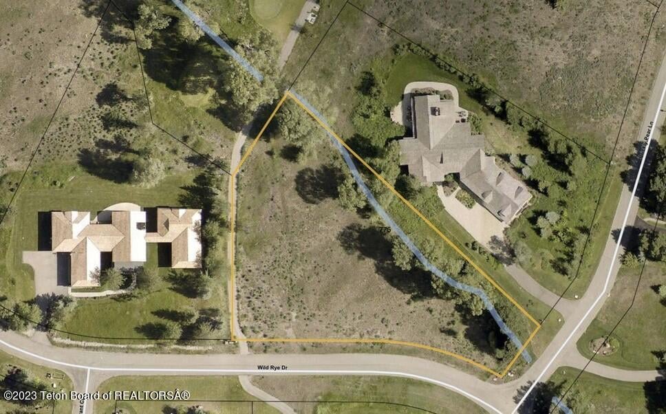 775 E WILD RYE Drive