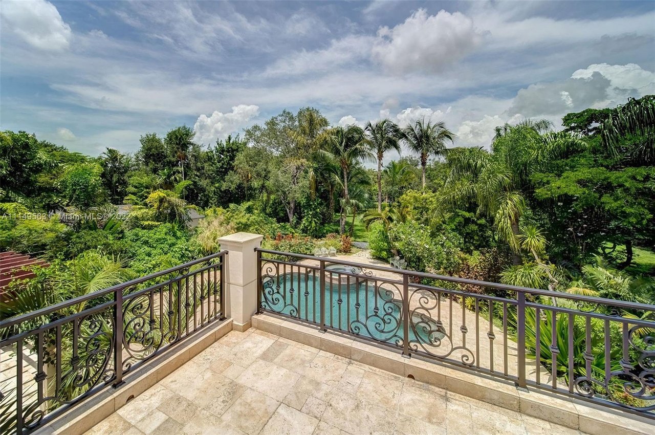 6400 SW 72nd Ct